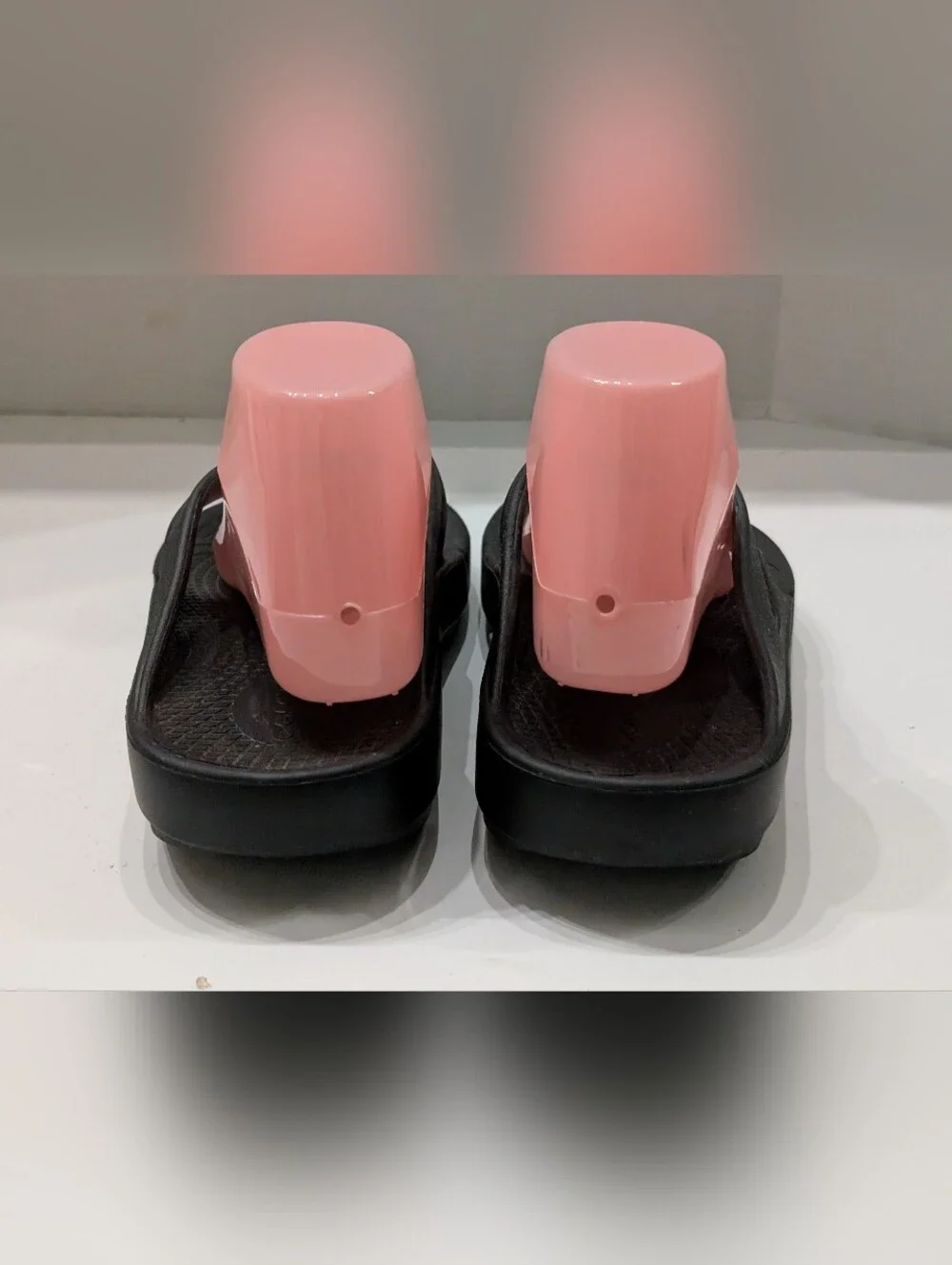 OOFOS Unisex OOriginal Flip Flop Sandals Black Comfort Recovery Men’s 9 Women 11